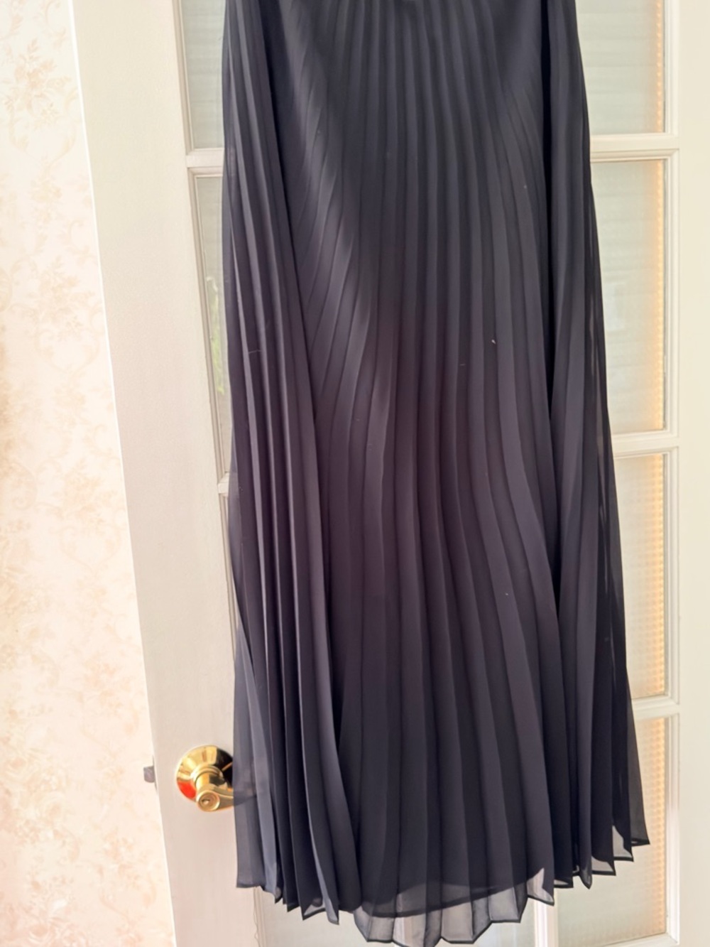 Jones New York Black Pleated Maxi Skirt - Elegant Full-Length